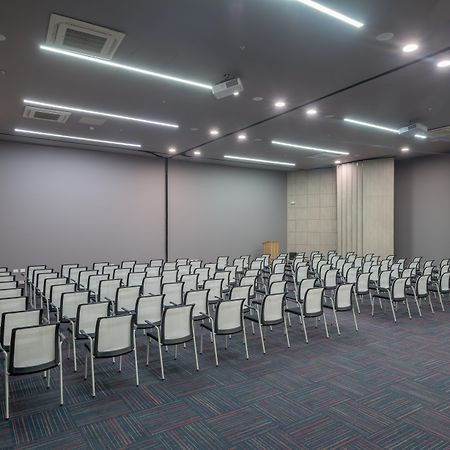 ホテル クラウン プラザ バランキージャ エクステリア 写真